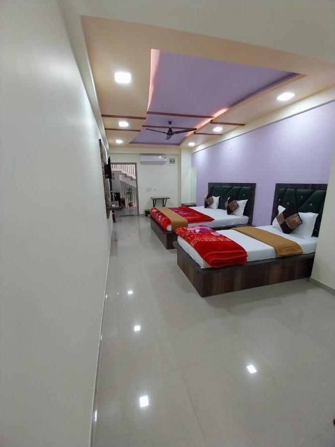 אחמדאבאד Hotel Ggc Inn מראה חיצוני תמונה