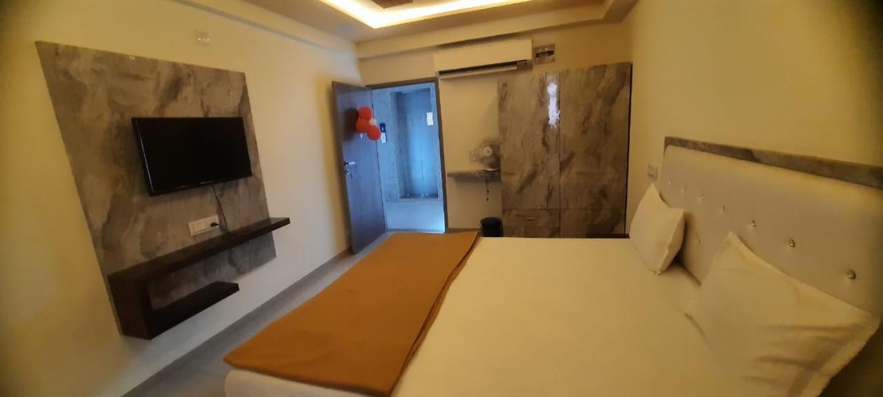אחמדאבאד Hotel Ggc Inn מראה חיצוני תמונה